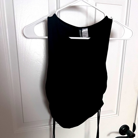 H&M Crop Tank - Picture 1 of 2
